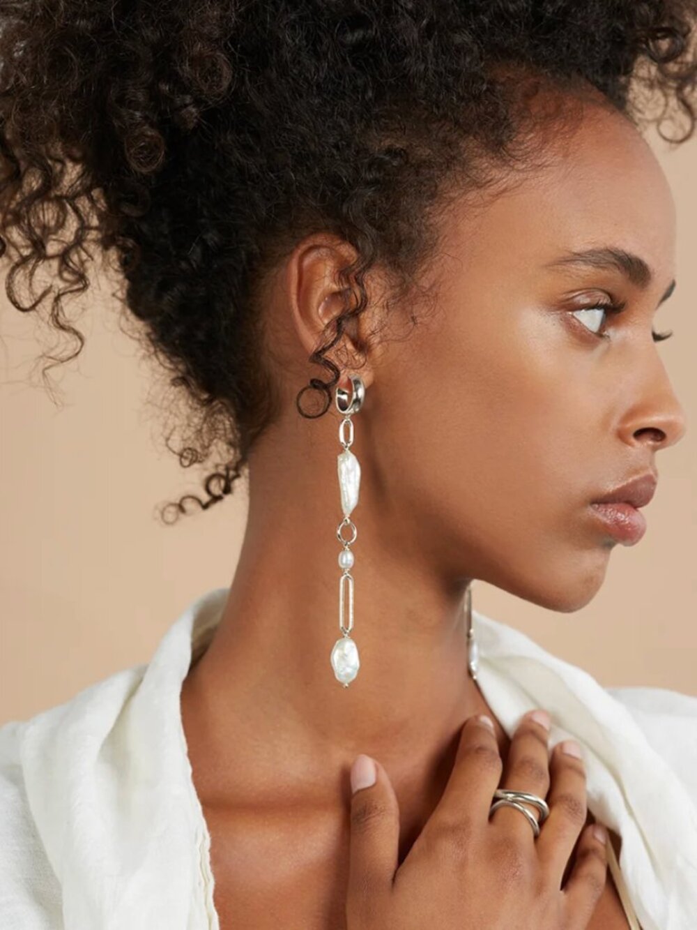 Lady Grey Pearl Collage Earring in Silver